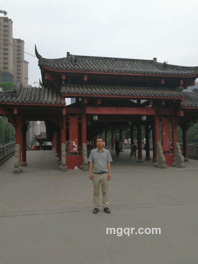爱在旅途的头像