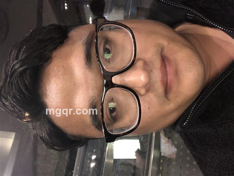 空空的玻璃杯的头像