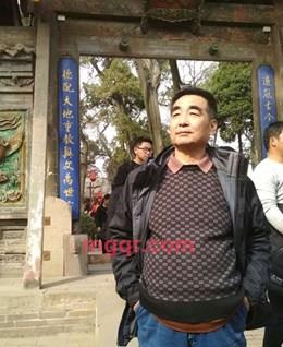 落日的彩霞的头像