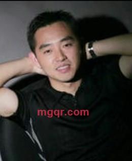 自信男士的头像