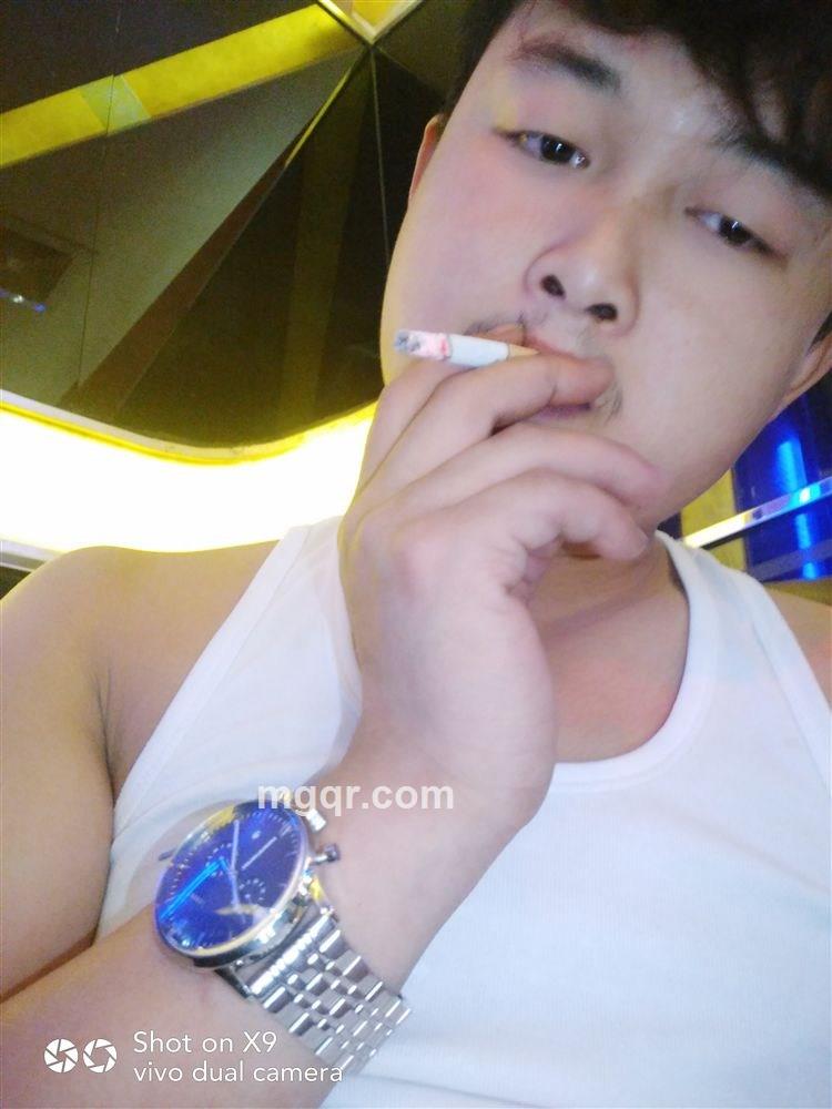 空手套白狼的头像