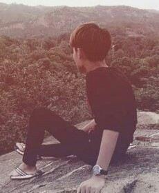 孤独最美的头像