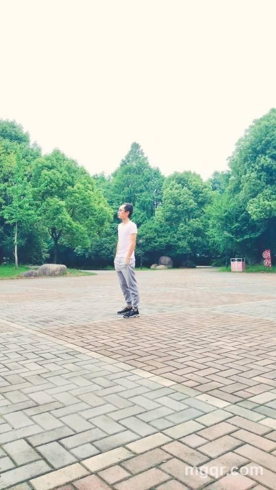 一杯烈酒的头像