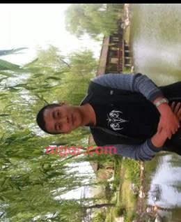 问我是谁的头像