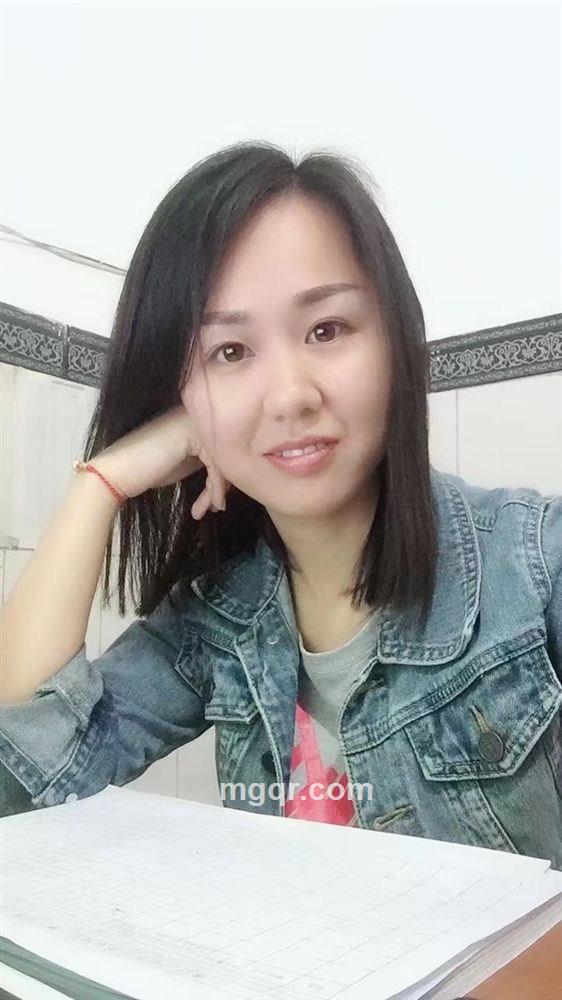 默默的头像