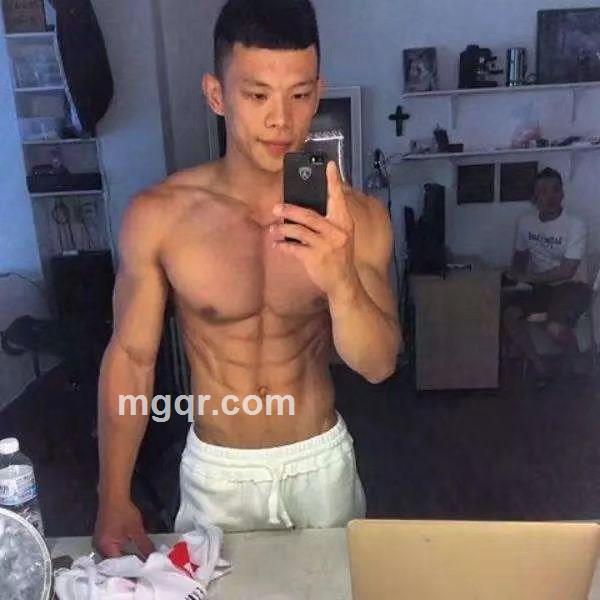 肌肉大男人的头像