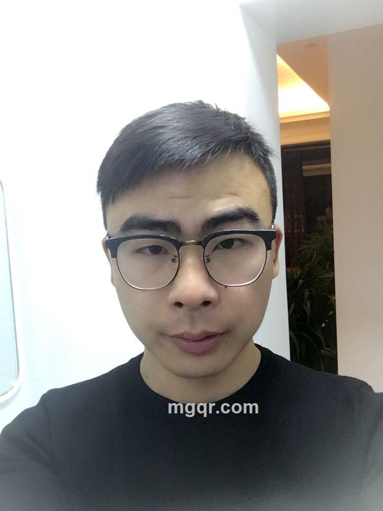 叫啥都白给的头像