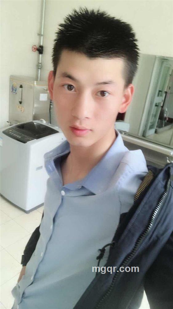 黎明吻过、彩虹的脸的头像