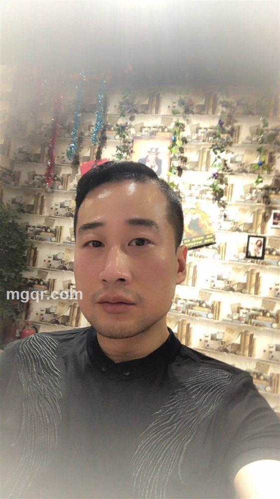 还剩些棱角的头像