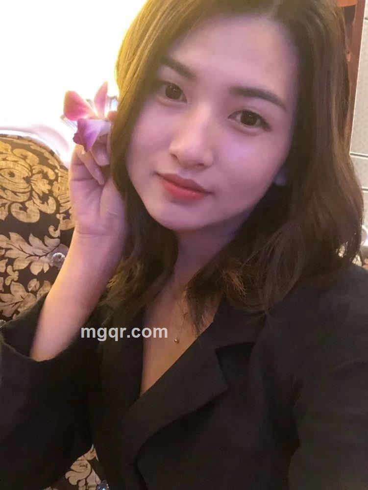 小1玲的头像