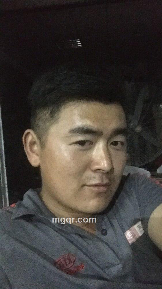 雨中漫步的头像