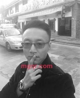 Mr.XiaoRan的头像
