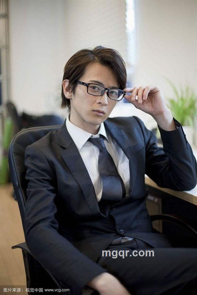 乐乐饿得的头像