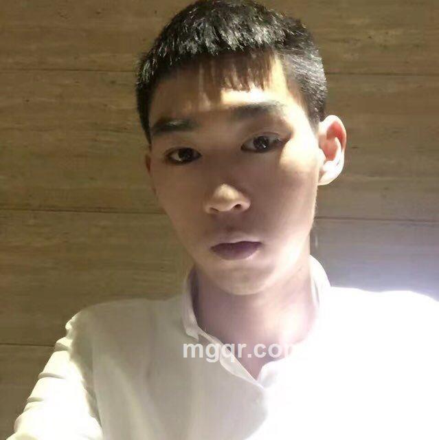 嗷嗷待哺。的头像