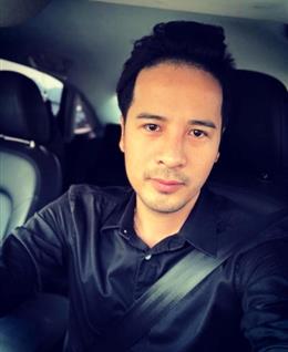 焚香看雪有人哭的头像