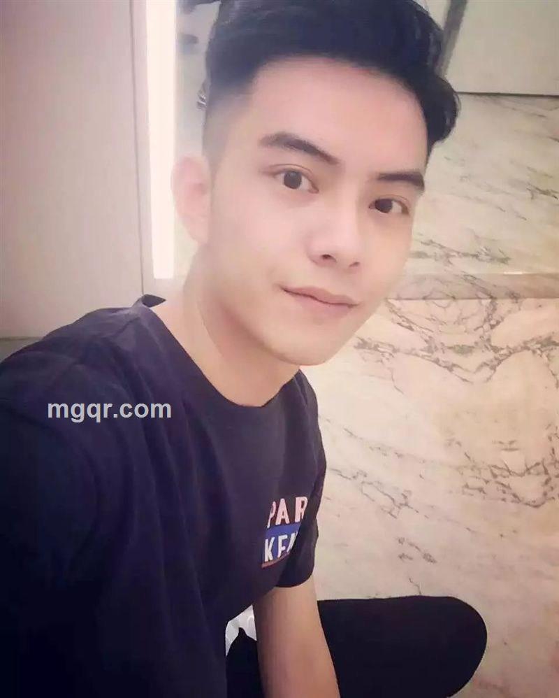 蓝宇。