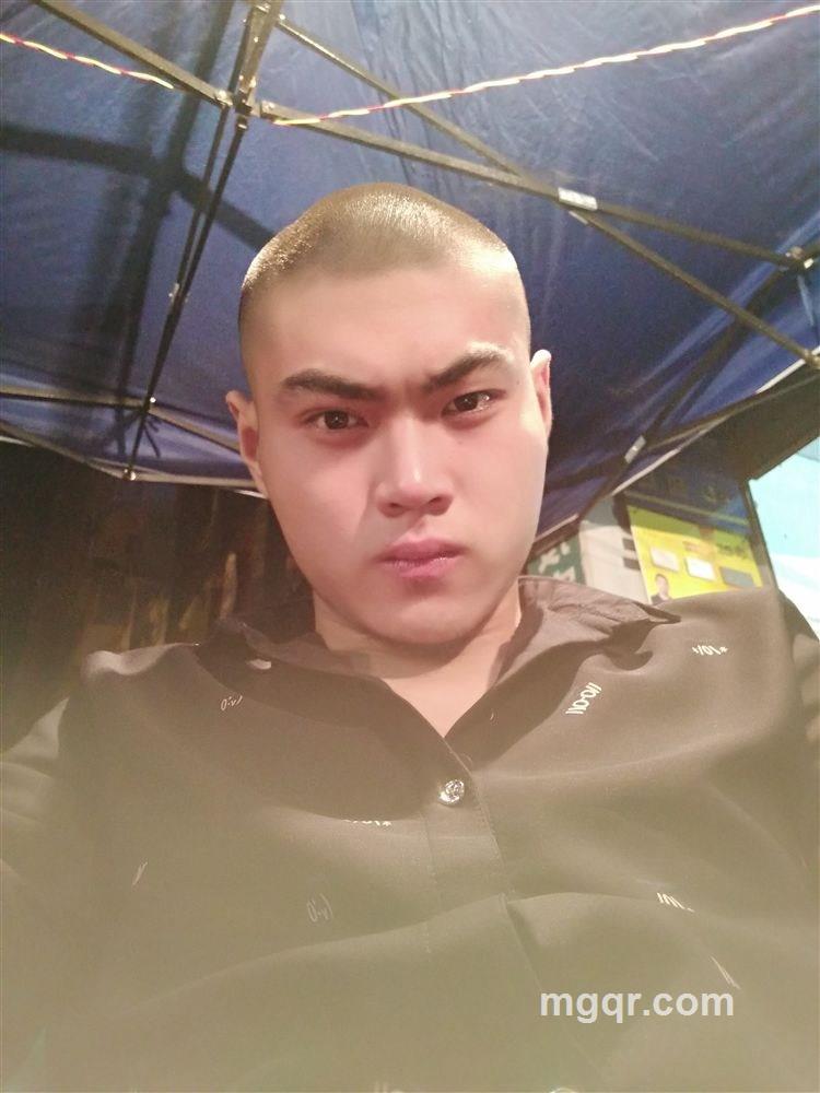 迷人乏味的头像