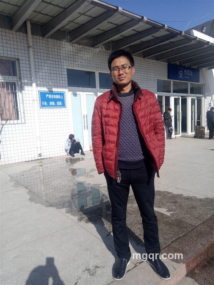 青春美少男的头像