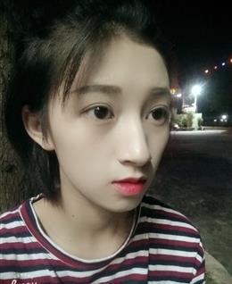 等两个人的头像