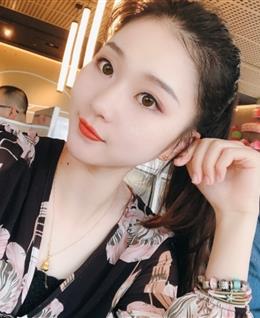 小草莓呀啵的头像