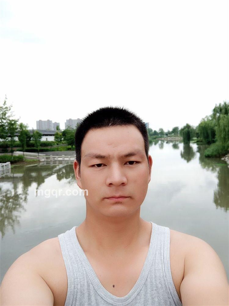 爱海滔滔的头像