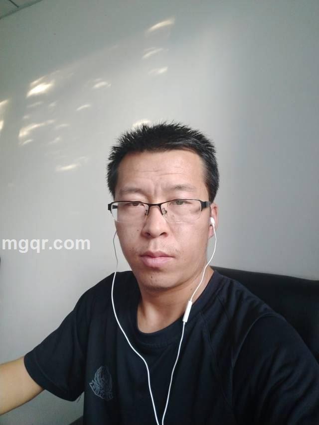 晚风太凉，人太难忘的头像