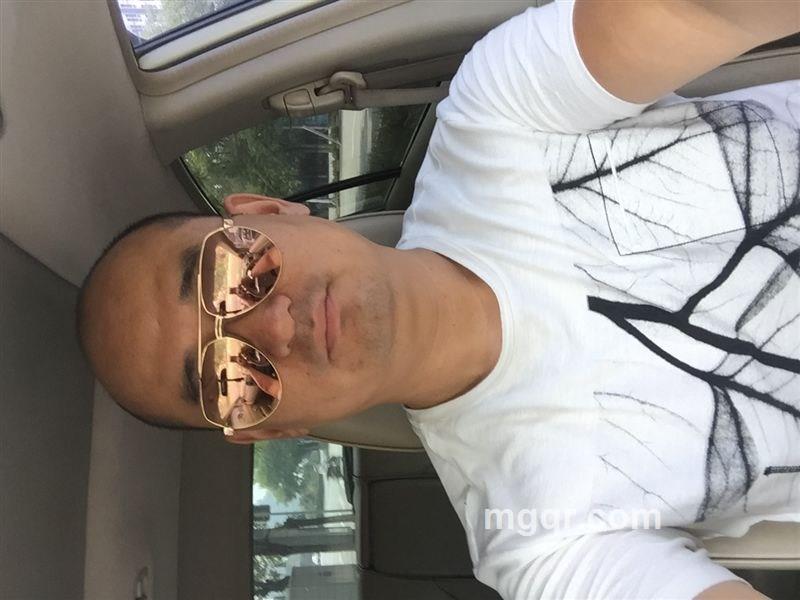 冬天的感觉的头像