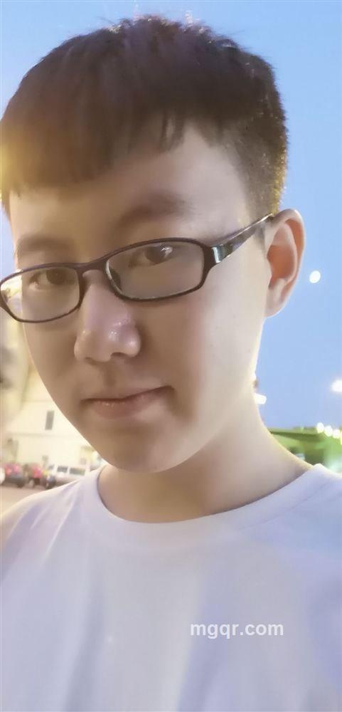 熟女丝袜包臀小高跟的头像