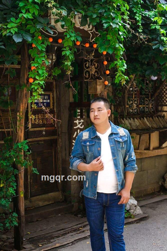 没有爱的萌仔的头像