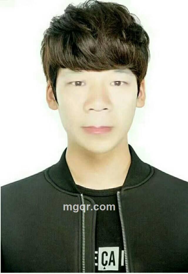 色色的男人的头像