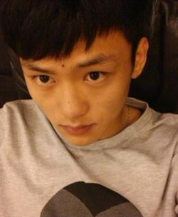 另一个自己@小贱货的头像