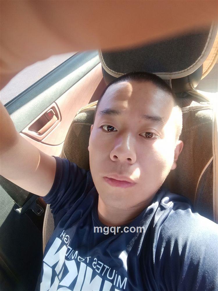 唇唇欲动的头像