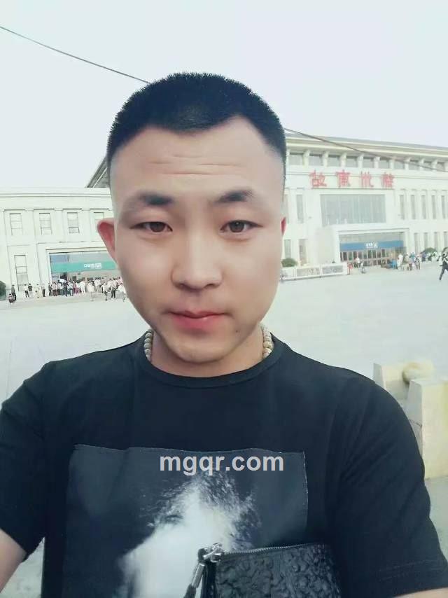 A黑、白的头像