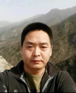 超越孤单的头像