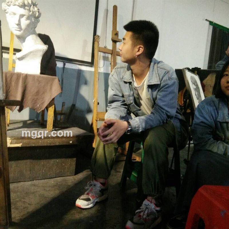 樟木三里巷的头像