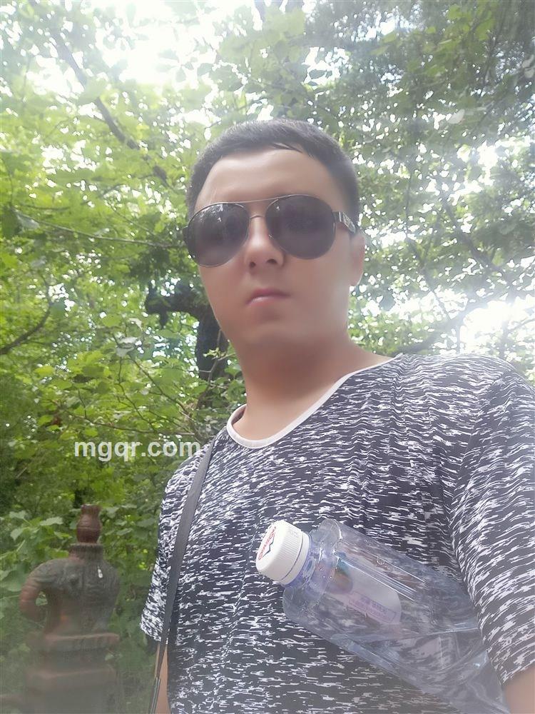 寂寞的香烟的头像