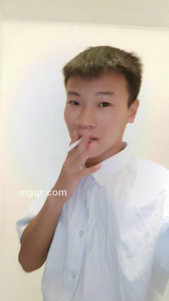 只在乎今天的头像