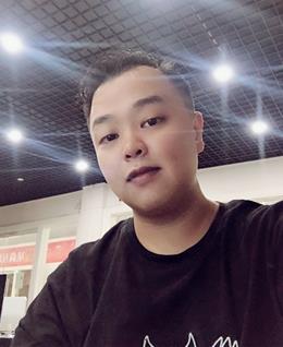 即将拥有人鱼线的KK的头像