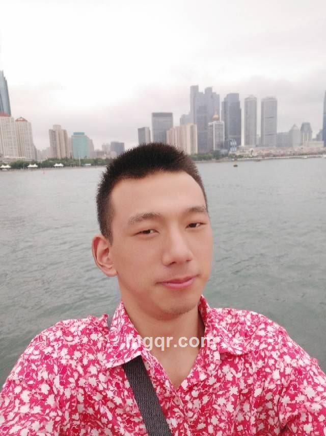 为幸福向前冲的头像