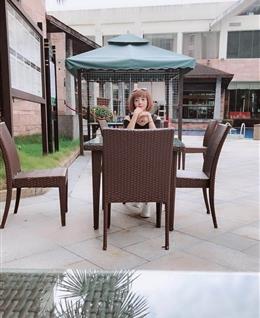 桃花下石榴的头像