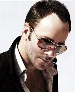 叁哥丶借個吻的头像