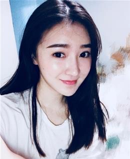彩虹女生的头像