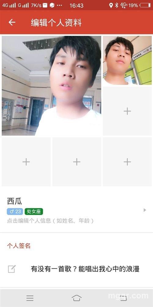 黑色幽默的头像