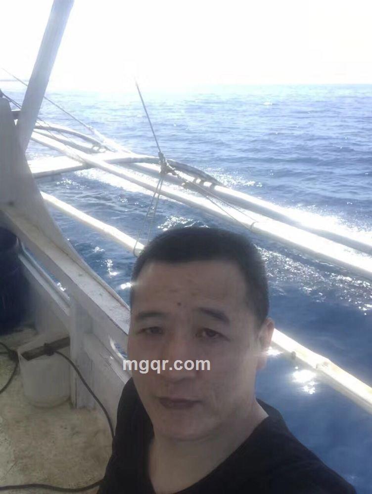 在珠海的成都老男人的头像