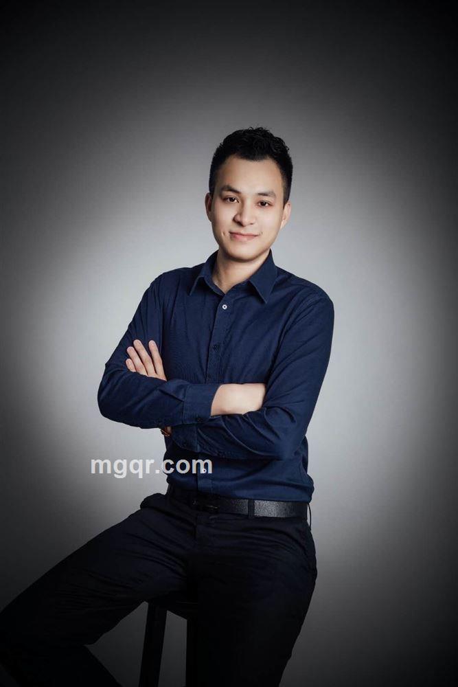 奋斗小猪的头像