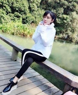 日月更新Q的头像