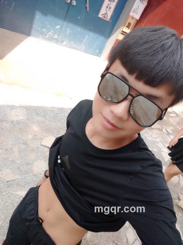 陌小糖的头像