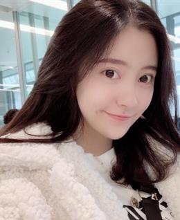 开心的小猫咪的头像