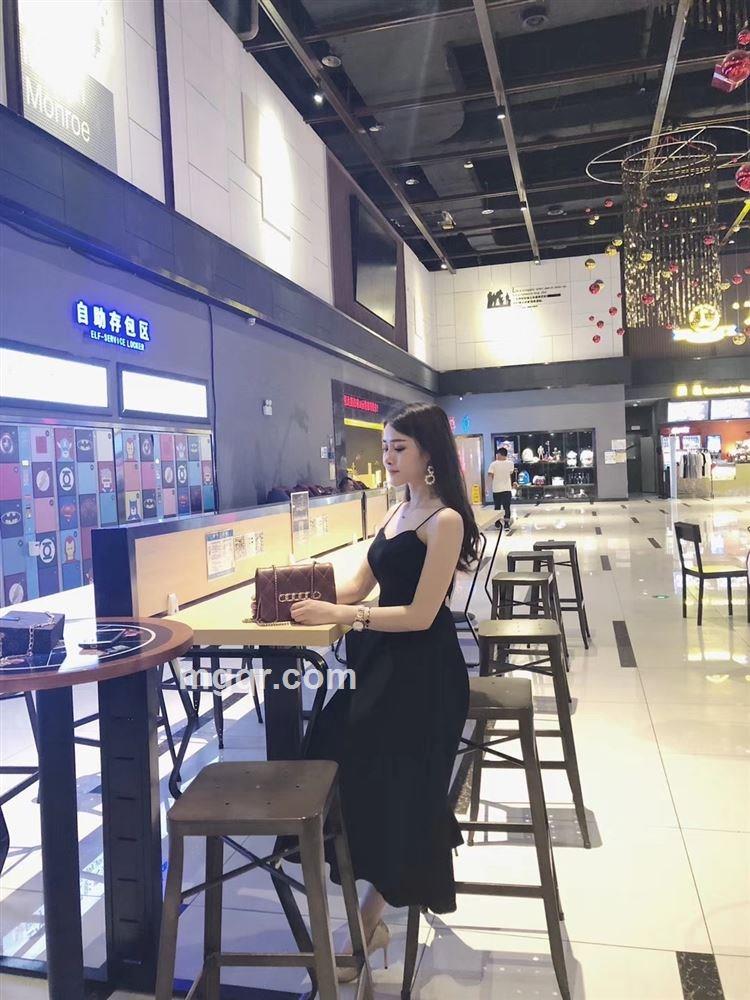 小爱吖吖的头像