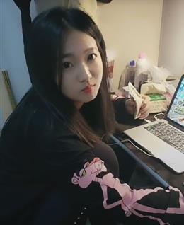 幸福是零星的星的头像